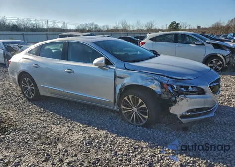 2017 Buick Lacrosse Essence z USA, uszkodzony, nr VIN 1G4ZP5SS0HU121335